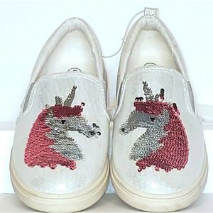 Girls Cat & Jack size 5 unicorn slip-ons.